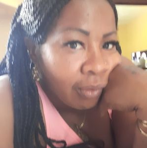 Meet your Posher, Aris la bella